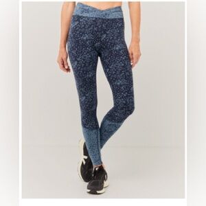 NWT PACT Dandelion Fields Navy/Dandelion Fields Slate Go-To Crossover Legging S